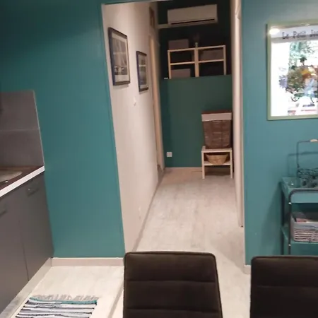 Myosotis Мантон